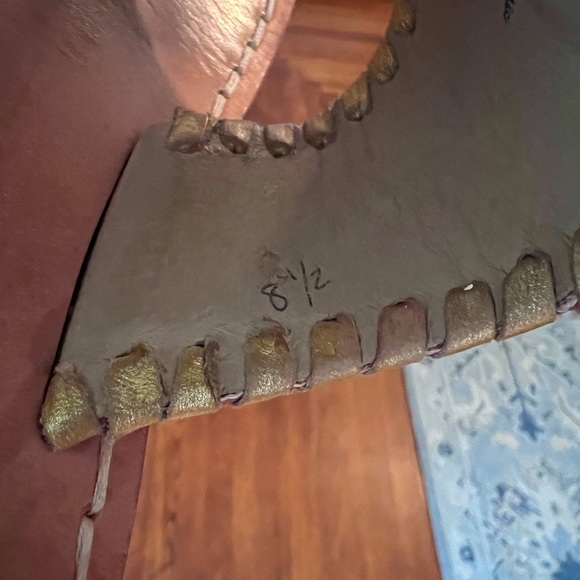 Pineapple Jack Rogers - Picture 3 of 4